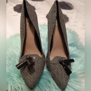 Pointed Toe Women's Herringbone Pumps with Tassel Accent - Gray, APT.9 SIZE 8.5